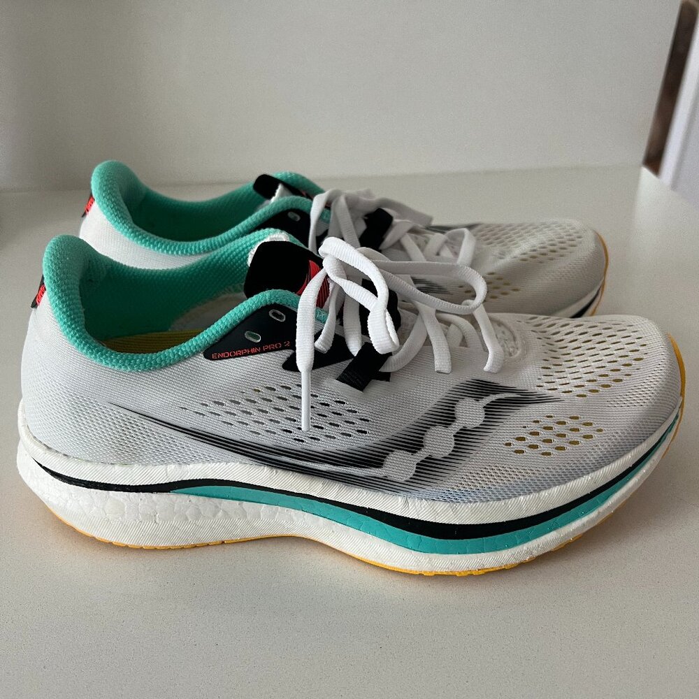 Women's Saucony Endorphin Pro 2 Running Shoes